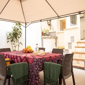 Lugar Especial, Gran Patio, Junto Al Ayuntamiento , Bilbao Spagna